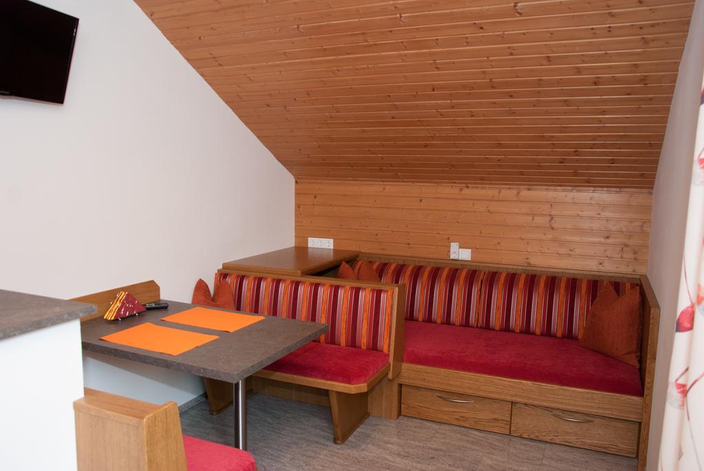 מלון Liesing Haus Guggenberger מראה חיצוני תמונה